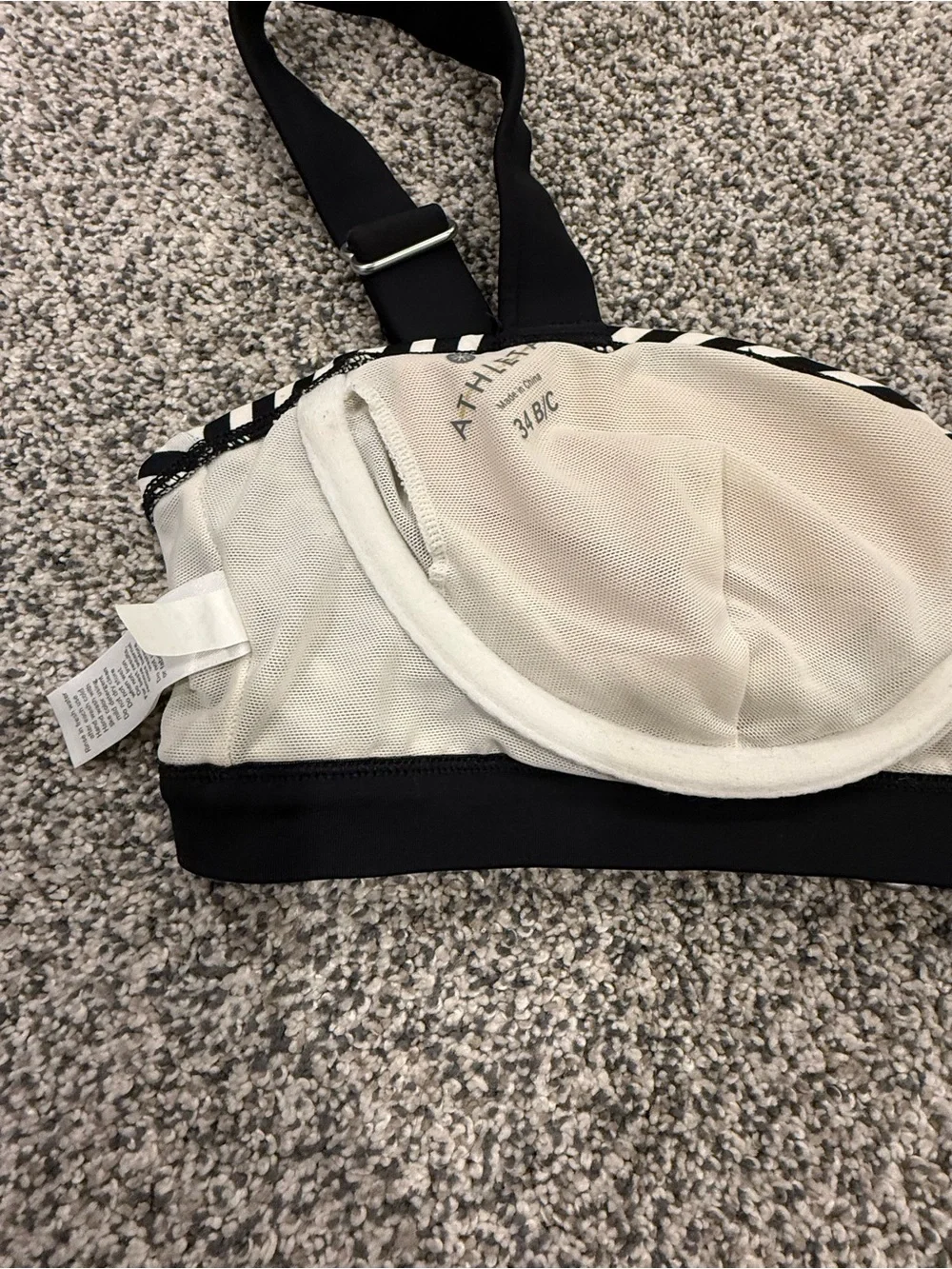 Athleta Striped Black & White Bandeau Bralette with Adjustable Straps Sz 34 B/C